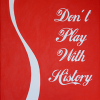 Contemporary art has an apologist in Hander Lara: so is evidenced by the exhibition Don’t Play with History. Colors, forms, typographic fonts, designs of specific periods, are all quoted by Hander Lara’s paintings in this series, which constitutes an allusion and a questioning to the boom and decline moments.