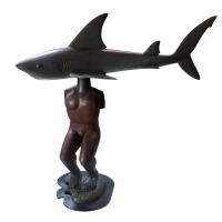 This sculpture strokes us as an amazing sort of rendition to tribal art, African art, and corresponds to one of Kcho’s best-achieved interpretations of the theme of insularity and emigration.