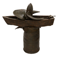 Kcho’s discursive strategy of such high indexes of expressiveness has its most direct reference in the work of José Antonio Díaz Peláez, defender of sculpture as the assemblage of materials of very fine rudeness in pure state.
